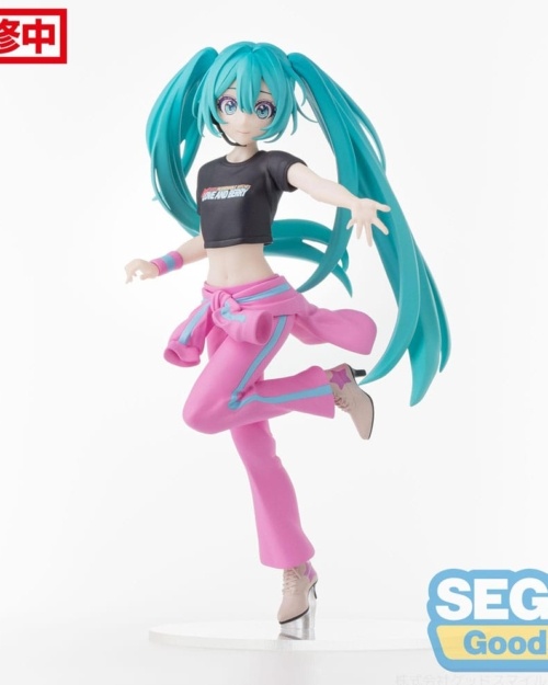 Hatsune Miku x Love and Berry Dress Up and Dance! Estatua PVC Desktop x Decorate Collections Hatsune Miku Berry Costume Ver. 17 cm