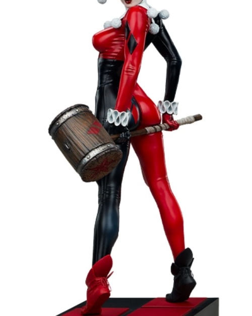 Sideshow Collectibles - DC Comics